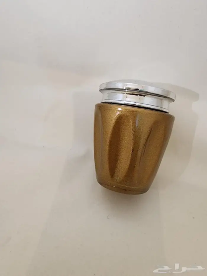 علب عسل ومرشات وبخور 1