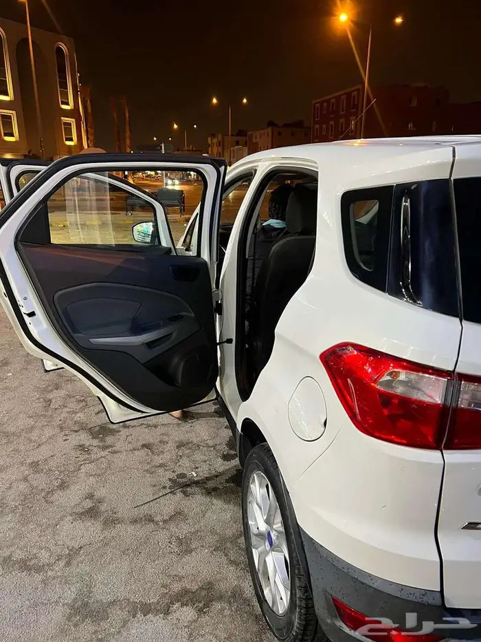 فورد أيكو سبورت 2015 10