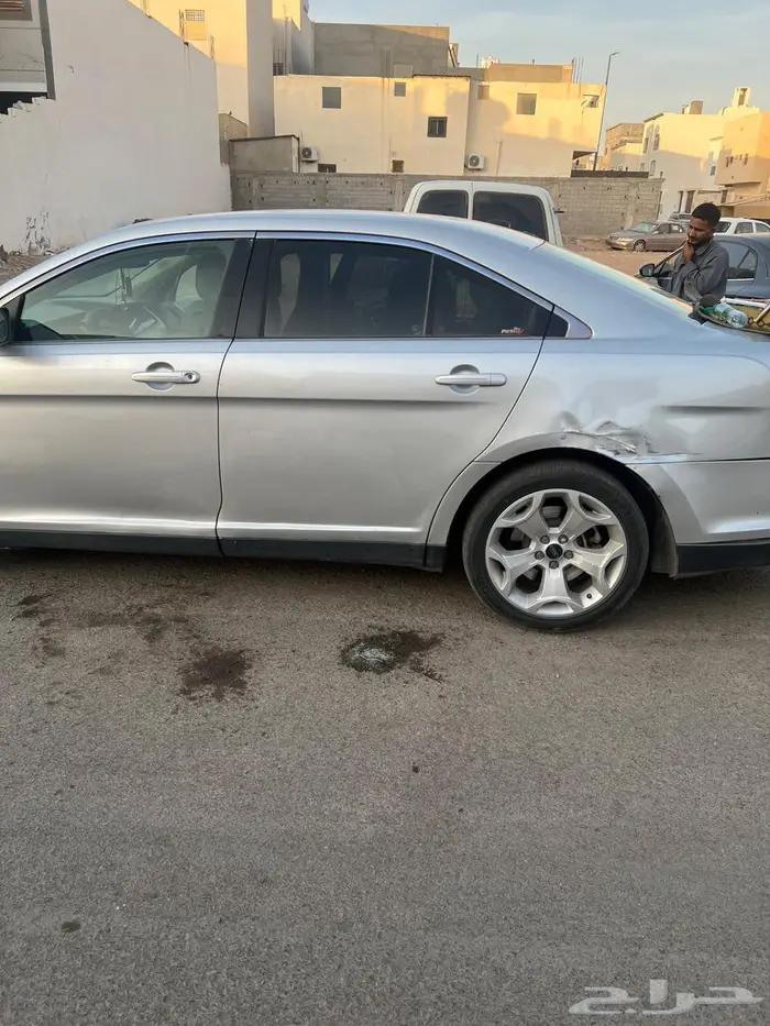فورد توريس 4