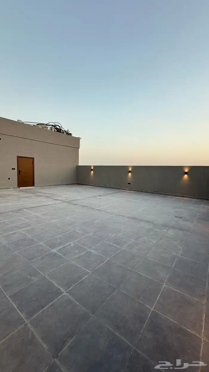شقه للايجار بحي النرجس 5