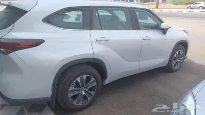 هايلاندر GLE نص فل دفع رباعى 2025 ابيض 2