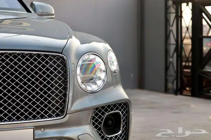 بنتلي بنتيقا V8 فريست اديشن 2021 5