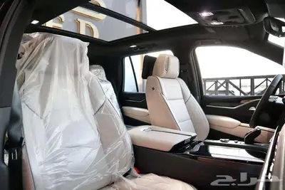 كاديلاك اسكاليد موديل 2024 اصفار 11