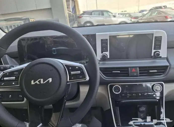 كيا سلتوس GLS 2025 مبيعات تقسيط 8
