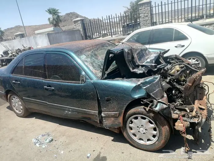 W210 ابو عيون مرسديس بيع قطع 0