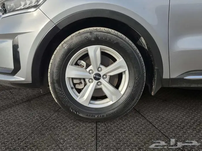 كيا سورينتو LX 2022 3