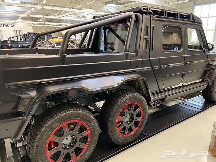 مرسيدس بنز Mercedes-Benz G 63 AMG BRABUS XLP 900 6X6 2