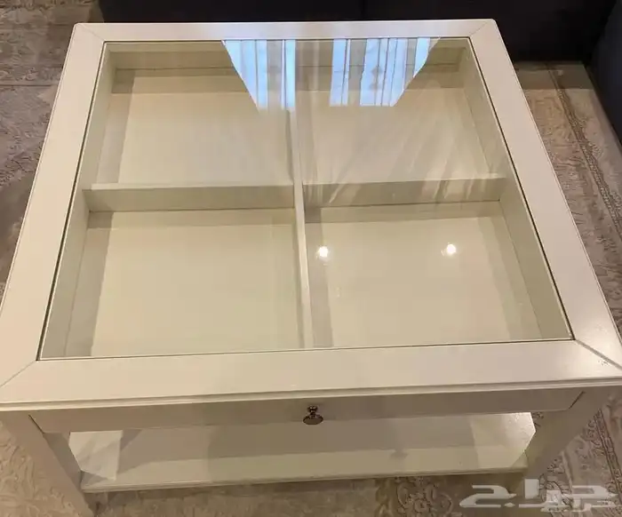 طاولة ايكيا 2