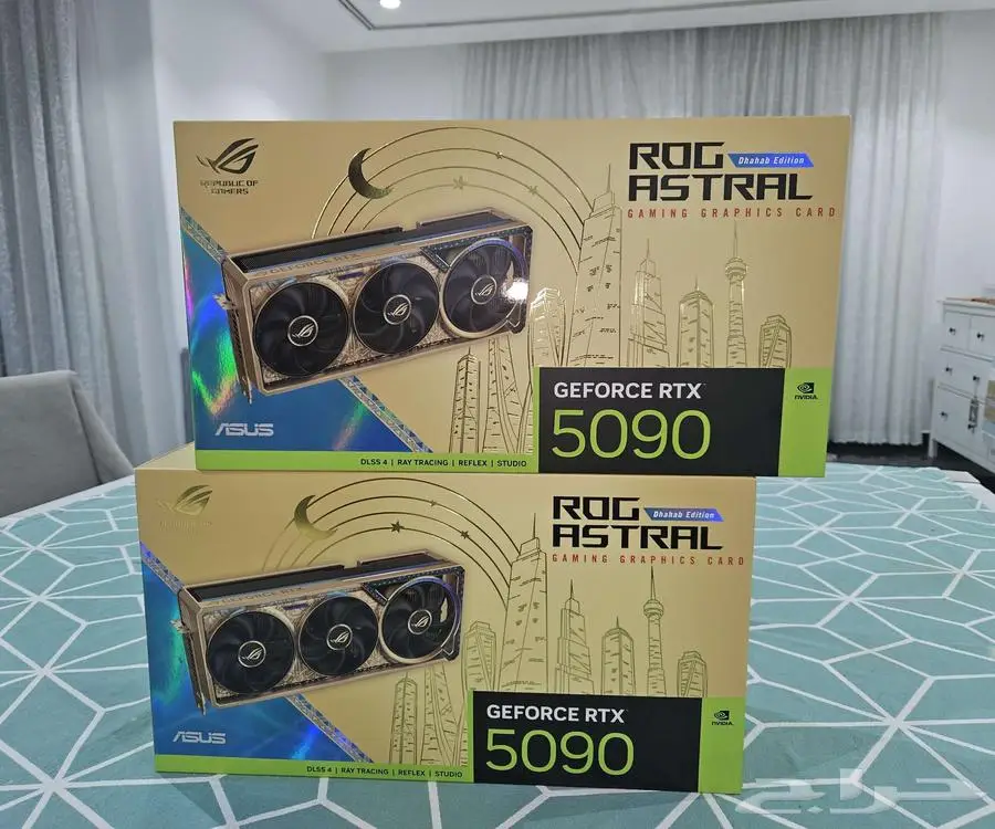 Asus ROG Astral GeForce RTX 5090 Dhahab OC Limited Edition 2