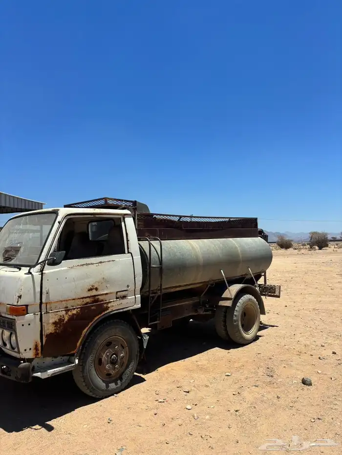 وايت تايوتا 3