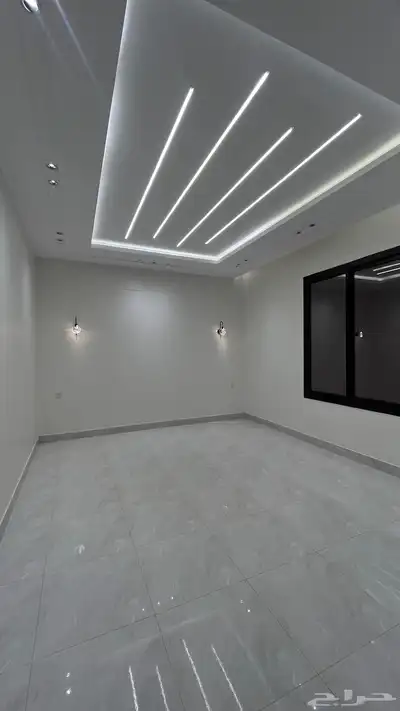للبيع روف علوي مع ملحق مقابل مطار ابها بسعر مناسب جدا 8