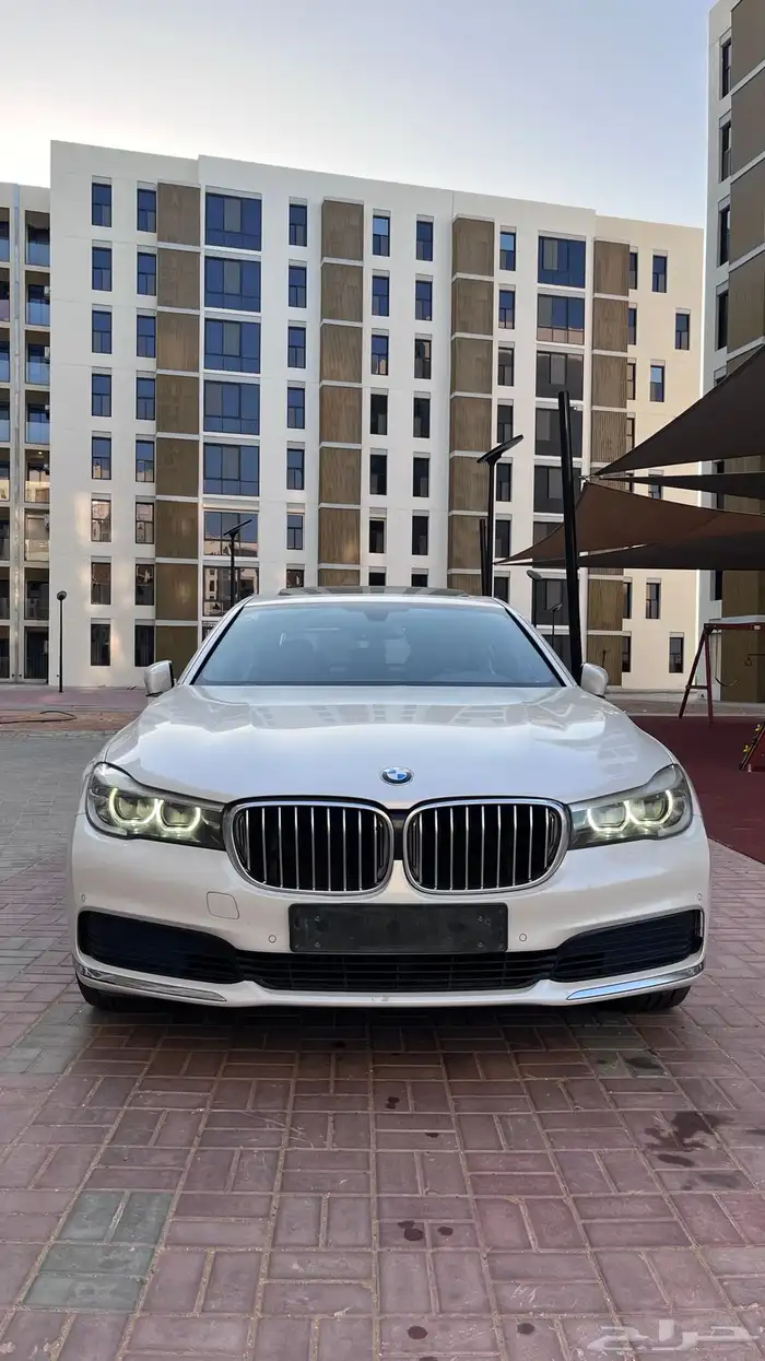 تم البيع - Sold out 9