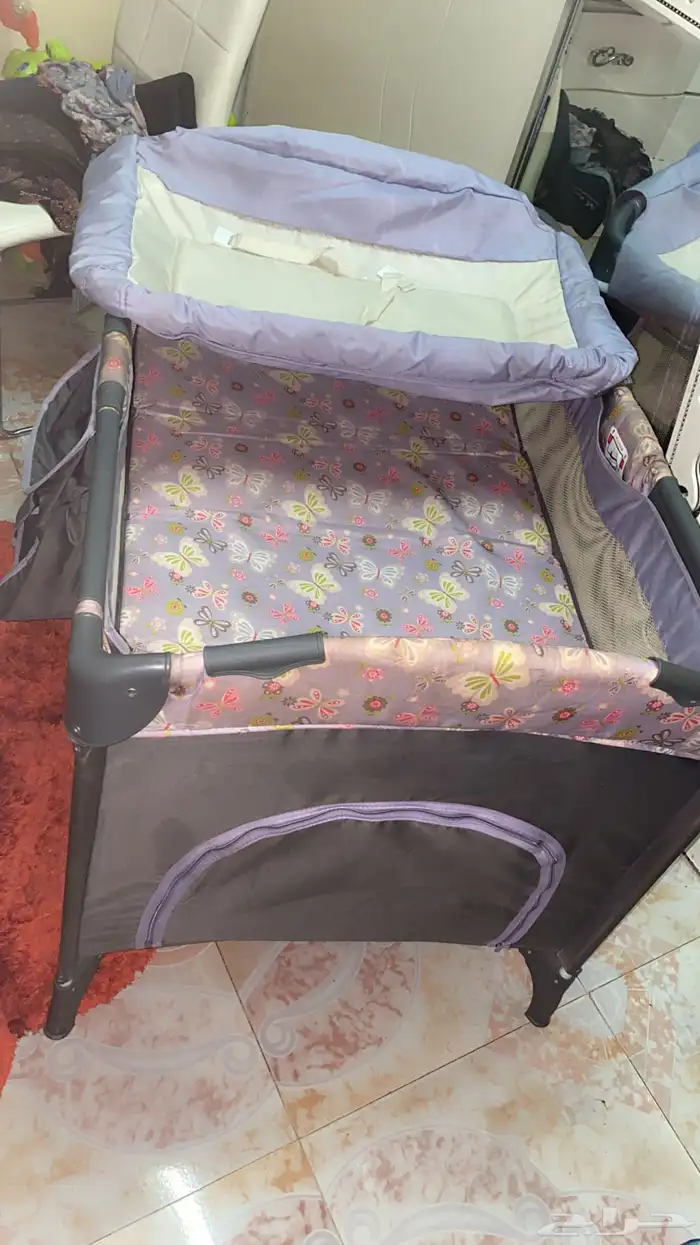 سرير اطفال 1