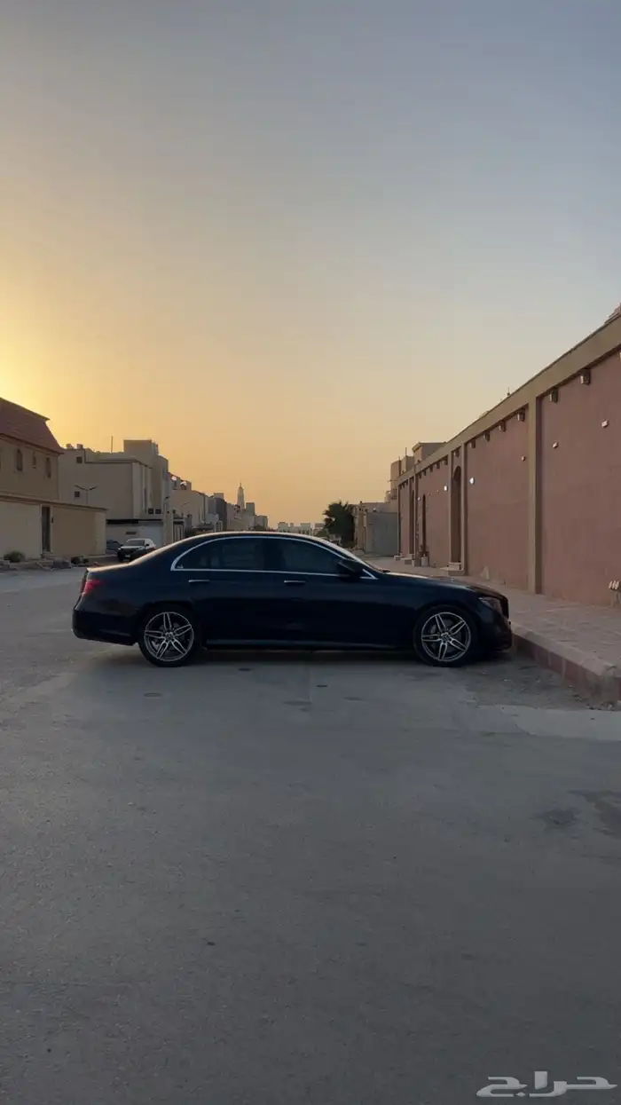 مرسيدس E300 2020 27