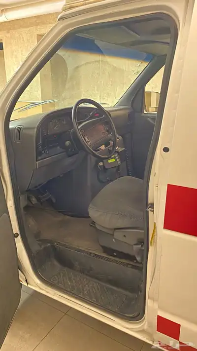 اسعاف فورد فان e350 11