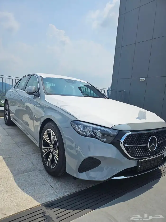 مرسيدس E200 اصفار 2025 استيراد من كوريا يتوفر الوان 22