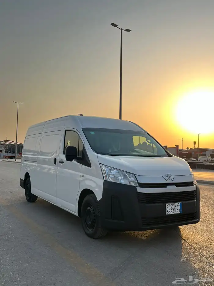 فان تويوتا هايس باص 2020 سقف عالي بضاعه 2