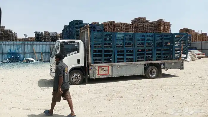 صناديق خشبية وطبليات 8