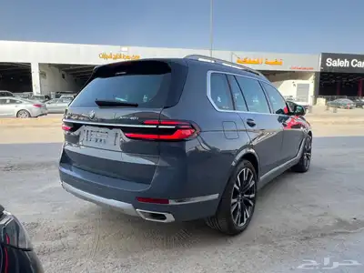 الذكاء على عجلات   BMW X7 2023 _ سعودي ناغي 12