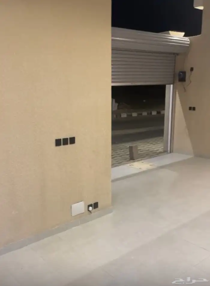 شقه في مخطط الجوهره بمدخل خاص واستقلاليه 0