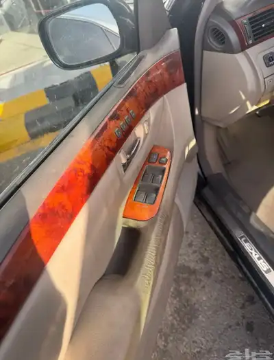 للبيع تشليح قطع فقط لكزس LS 430 7