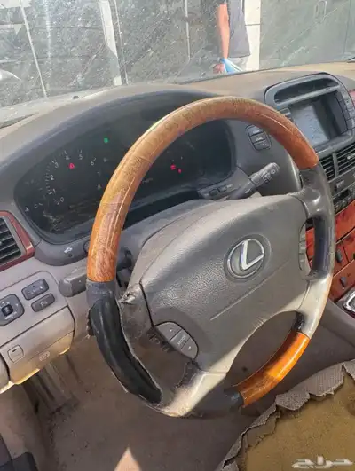 للبيع تشليح قطع فقط لكزس LS 430 3