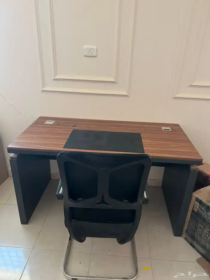 طاوله مع كرسي 0