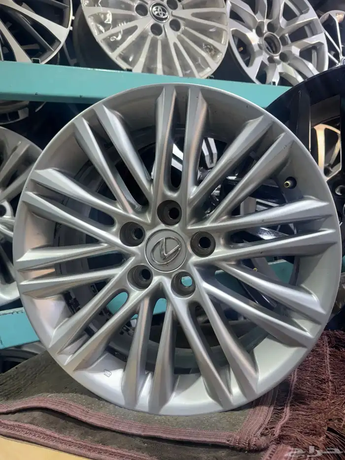 جنوط لكزس ES350 مقاس 17 اصلي وكاله 0