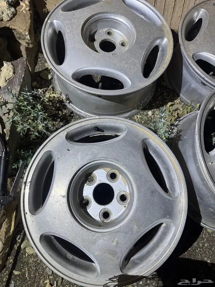 جنوط لكسزز LS400 2