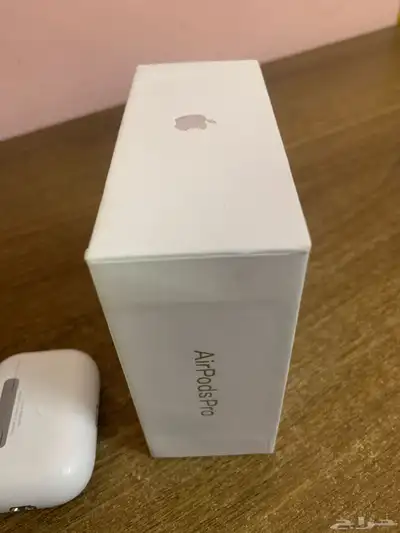 سماعة ابل برو جديده باقل من سعرها سبب البيع محتاج 2