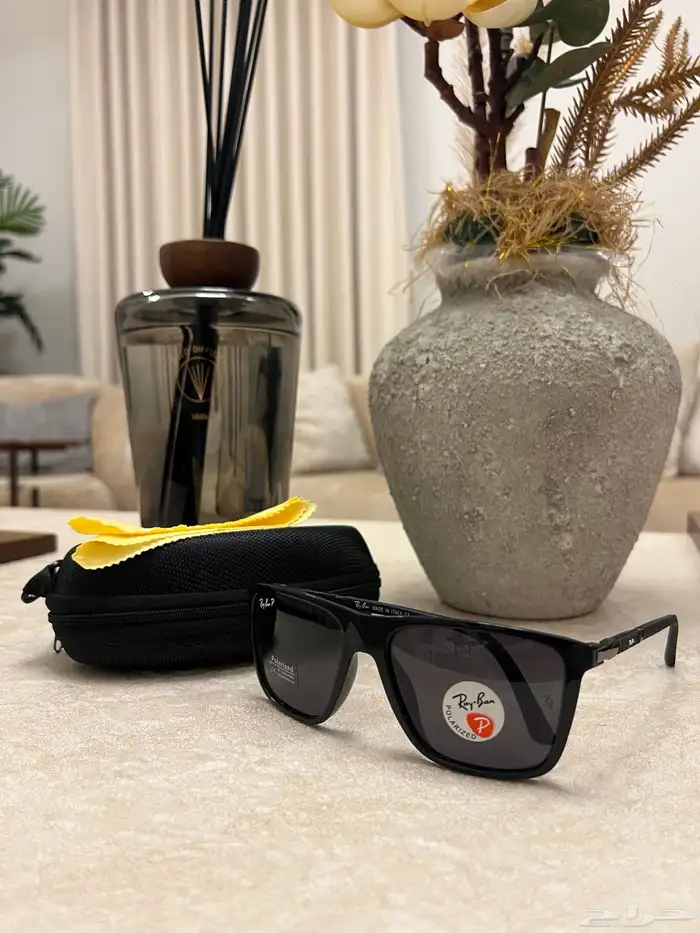 لعشاق النظارات 39