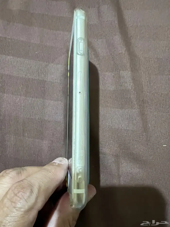 جوال ايفون 6 ذهبي نظيف 1
