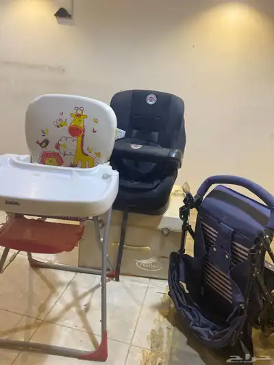 كارسيت وكرسي طعام وعربيه 0