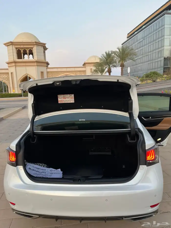 لكزس GS350. 2018 48