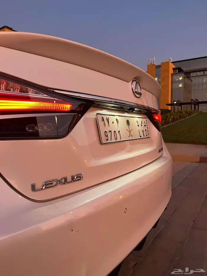 لكزس GS350. 2018 13