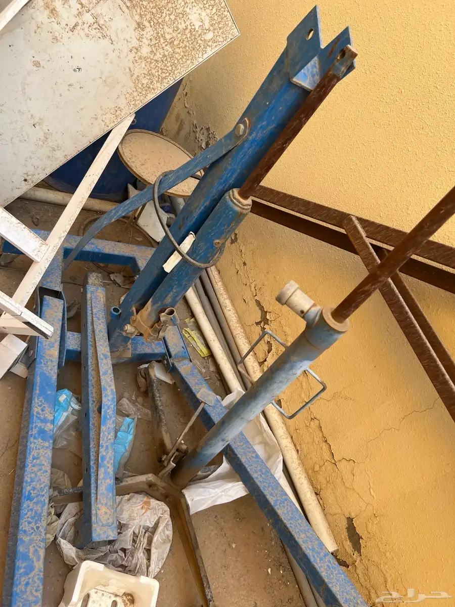 اغراض عدة ورشه مفاتيح عفريتات ماطور هوا غاز كسجين 5