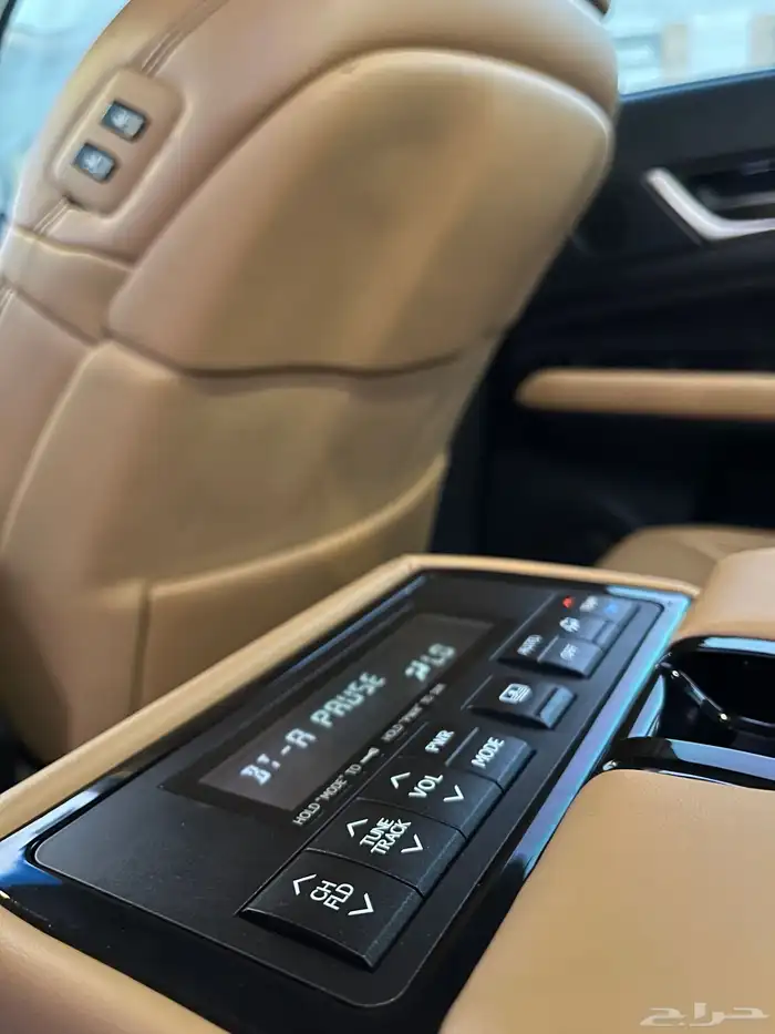 لكزس GS350. 2018 37
