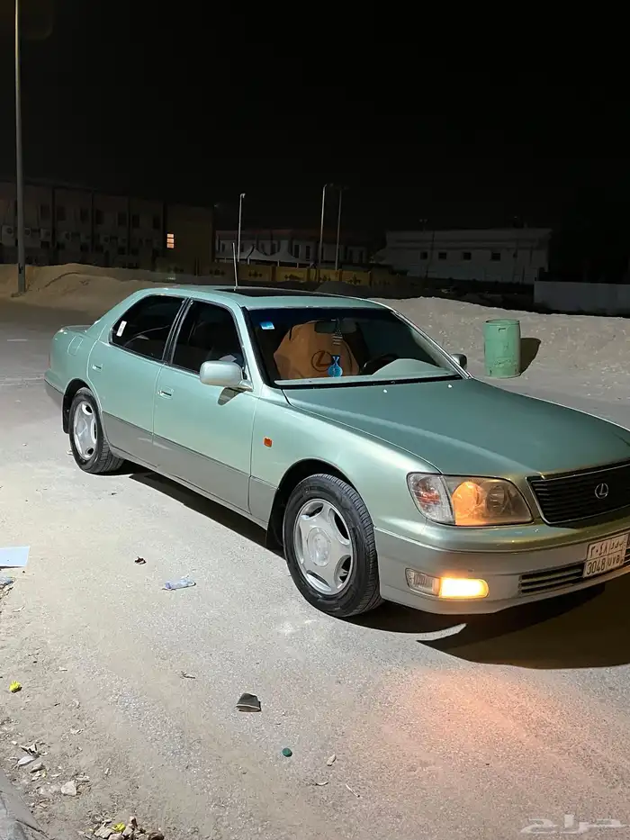 للبيع لكزس 400 LS 12
