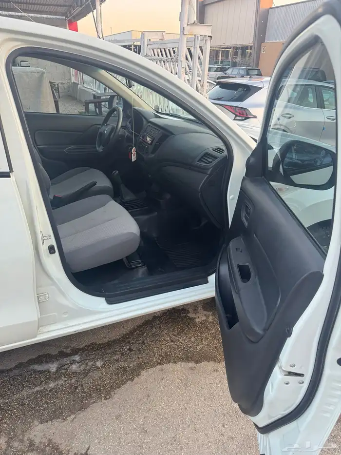 ميتسوبيشي L200 2023 12