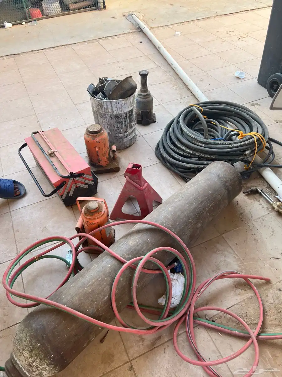 اغراض عدة ورشه مفاتيح عفريتات ماطور هوا غاز كسجين 3