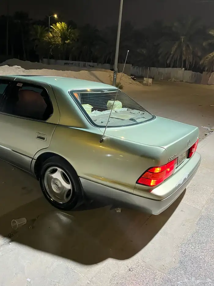 للبيع لكزس 400 LS 6