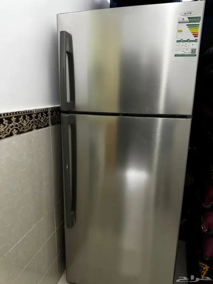 للبيع ثلاجه 1