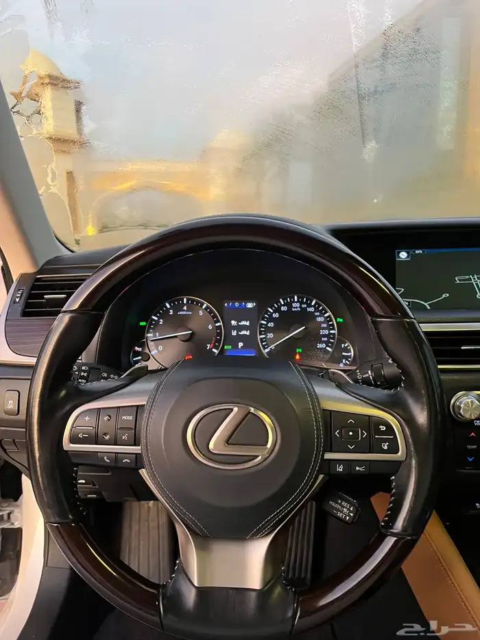 لكزس GS350. 2018 23