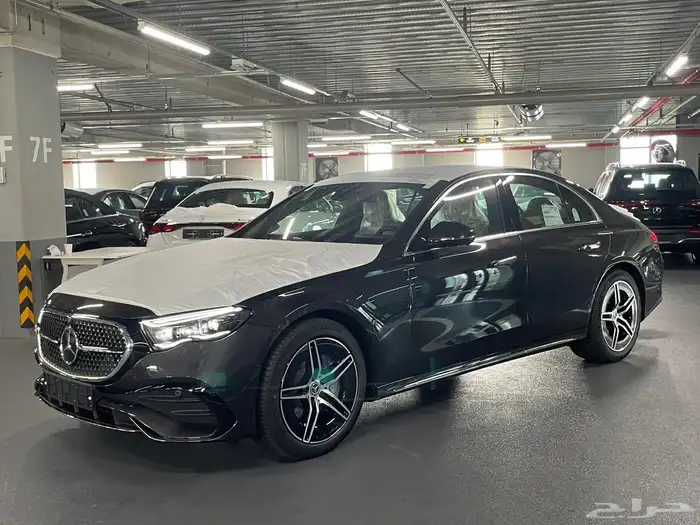 مرسيدس E300 AMG 2025 اصفار من وكالة كوريا متوفر الوان 3