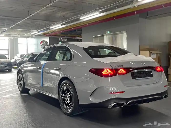 مرسيدس E300 AMG 2025 اصفار من وكالة كوريا متوفر الوان 1