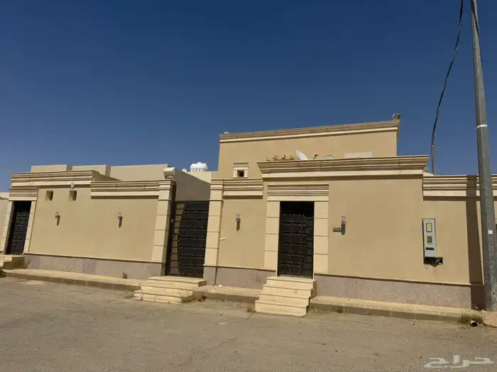 فيلا للبيع عيون الجواء 5