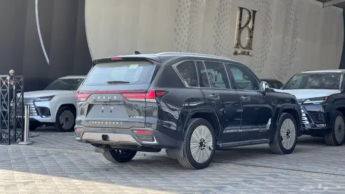 لكزس LX600 BB فل وارد البريمي موديل 2025 3