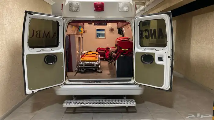 اسعاف فورد فان e350 1