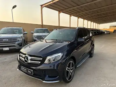 مرسيدس gle مخزن 2018 عداد 40 الف فل كامل جفالي 2