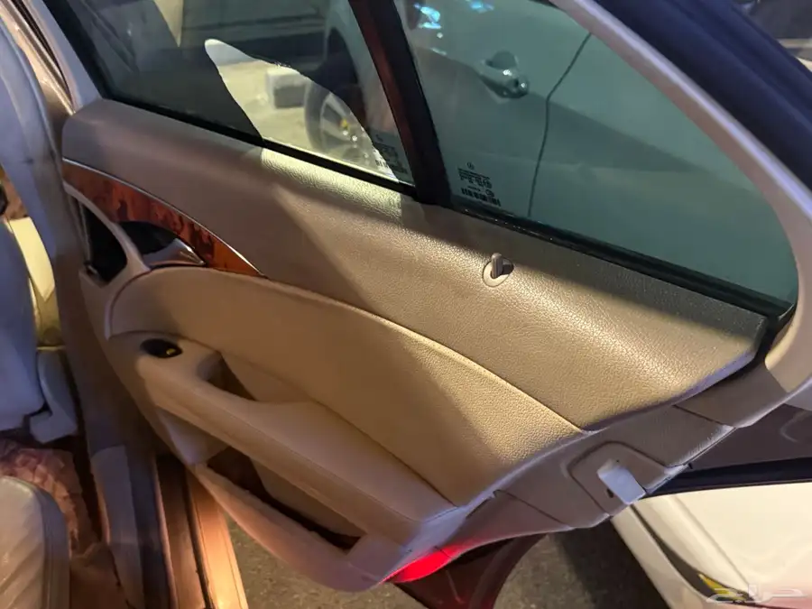 مرسدس E2005 W211 8